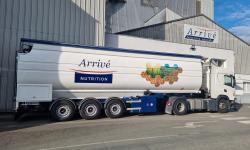 Camion arrivé nutrition Camion Arrivé avec alvéole