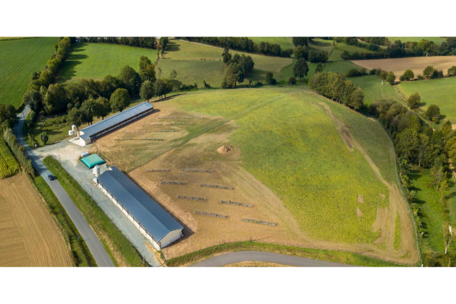 Bâtiment de volailles vue du ciel